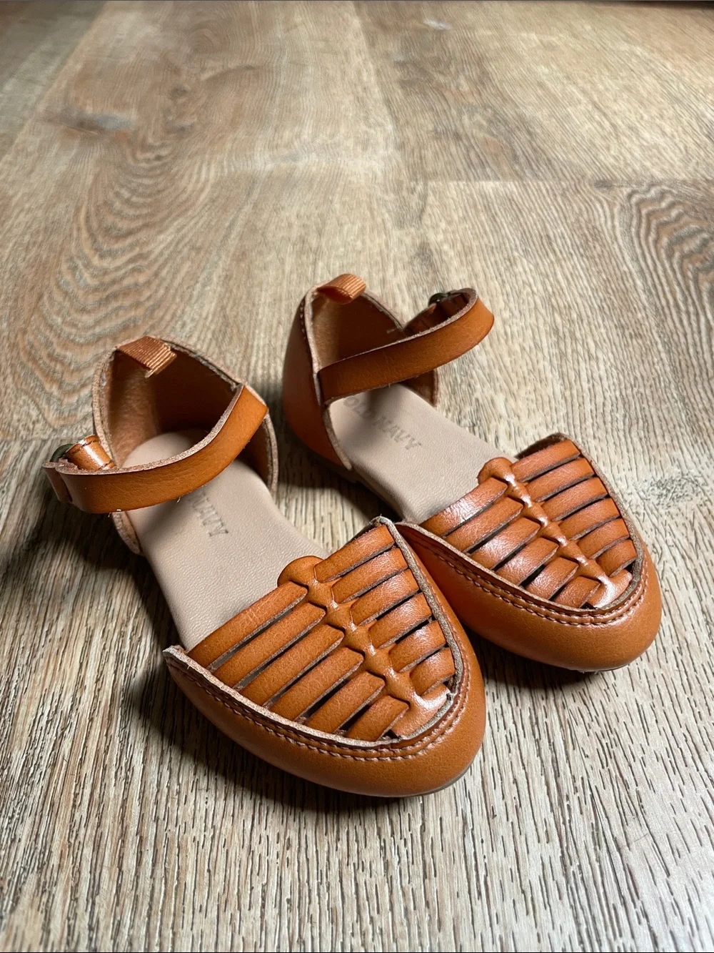 Old Navy Huarache Sandals Faux Leather Woven Toe Size 11 Toddler Girls Shoes